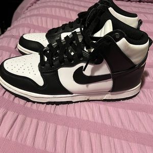 Dunks high women size 9.5 men's size 8